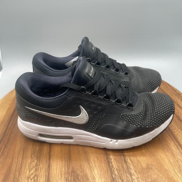 Nike Air Max Zero Essential Shoes Mens Size 10 Black Running Comfort Walking Gym - Picture 1 of 8